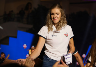 Tłumy kibiców podczas prezentacji w Galerii Rzeszów