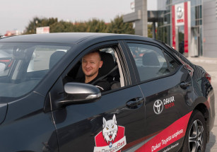 Grzegorz Gomulec DevelopRes Dakar Toyota